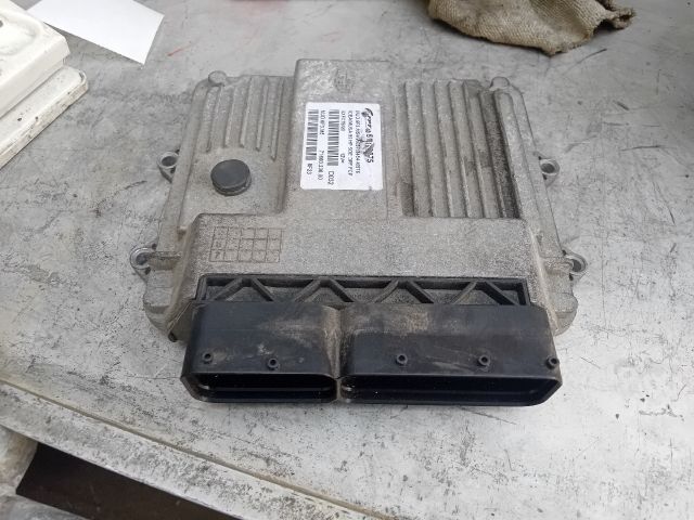 bontott FIAT IDEA Motorvezérlő