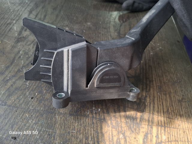 bontott FIAT IDEA Gázpedál (Elektromos)