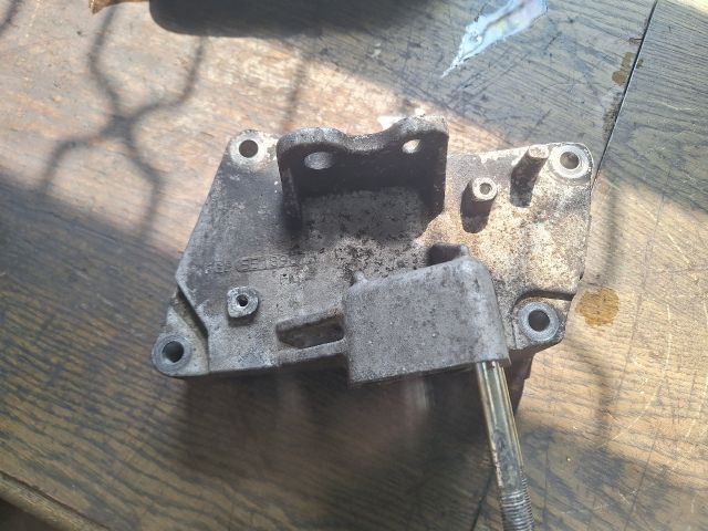 bontott FIAT IDEA Motor Tartó Bak (Fém)