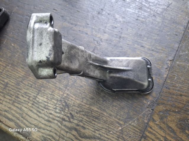 bontott FIAT IDEA Olajszivattyú Szűrőkosár