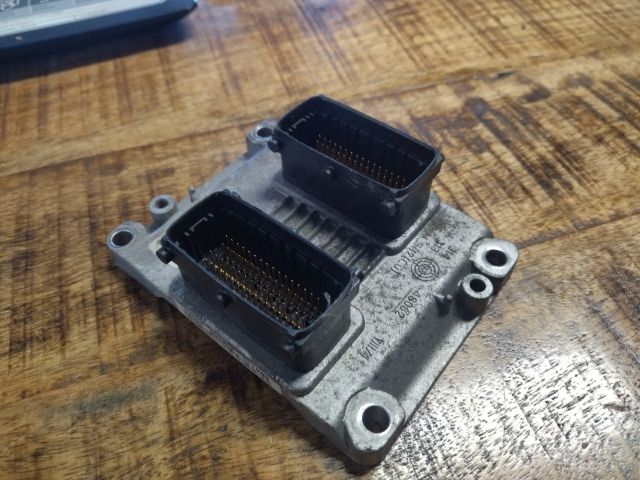 bontott FIAT IDEA Motorvezérlő