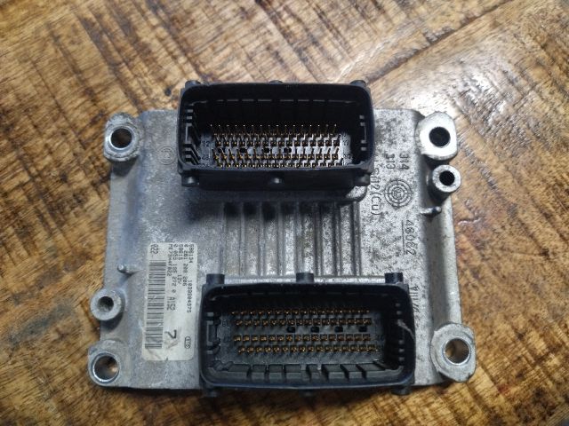 bontott FIAT IDEA Motorvezérlő