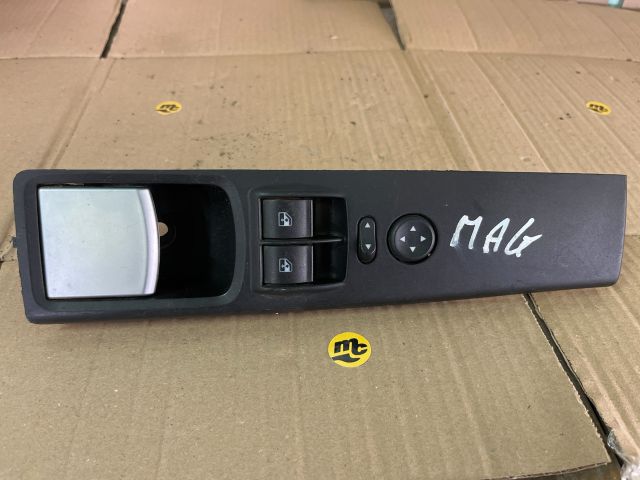 bontott FIAT IDEA Bal első Ablakemelő Kapcsoló