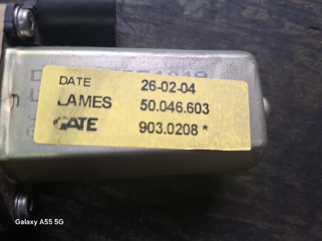 bontott FIAT IDEA Bal első Ablakemelő Motor