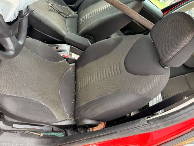 bontott FIAT IDEA Bal első Ülés