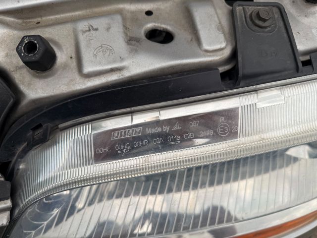 bontott FIAT IDEA Bal Fényszóró