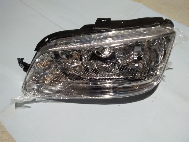 bontott FIAT IDEA Bal Fényszóró