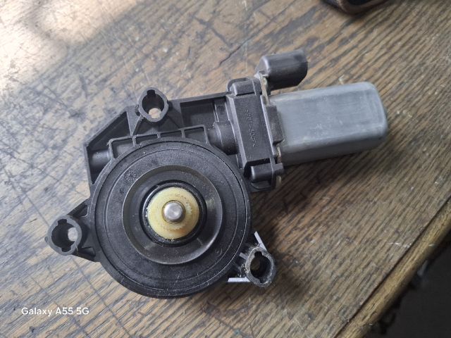 bontott FIAT IDEA Bal hátsó Ablakemelő Motor