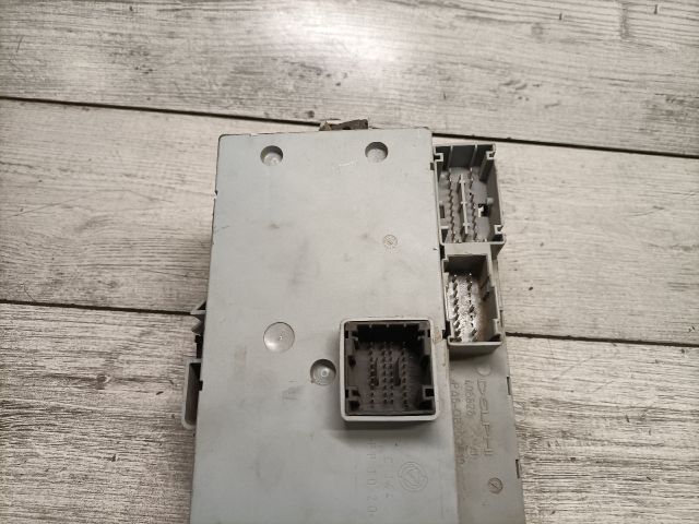 bontott FIAT IDEA Biztosítéktábla Utastér