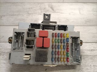 bontott FIAT IDEA Biztosítéktábla Utastér