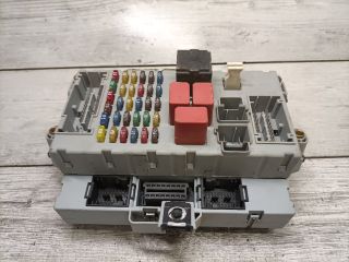 bontott FIAT IDEA Biztosítéktábla Utastér