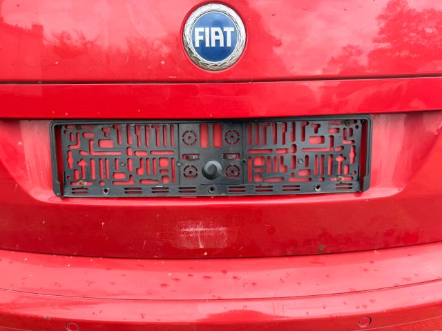 bontott FIAT IDEA Csomagtérajtó (Üres lemez)