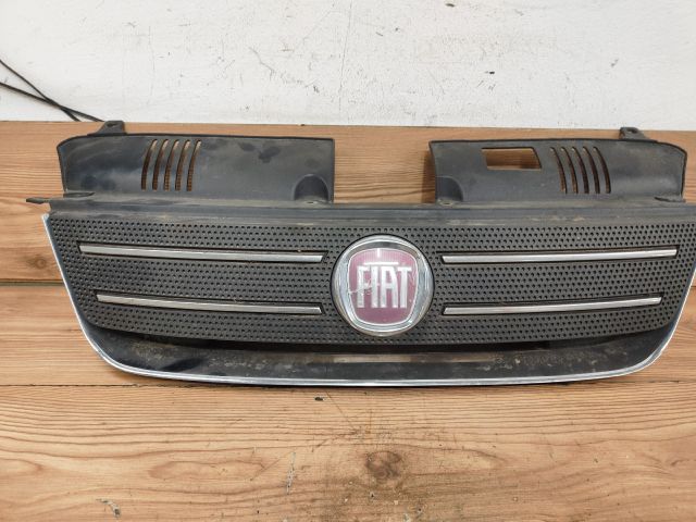 bontott FIAT IDEA Hűtőrács