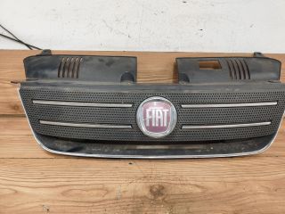 bontott FIAT IDEA Hűtőrács