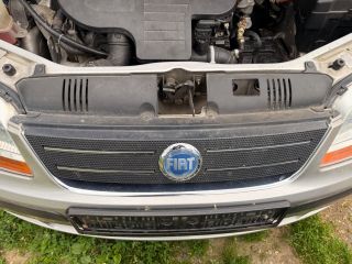 bontott FIAT IDEA Hűtőrács