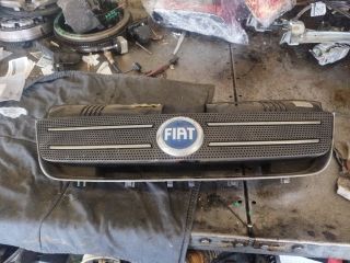bontott FIAT IDEA Hűtőrács