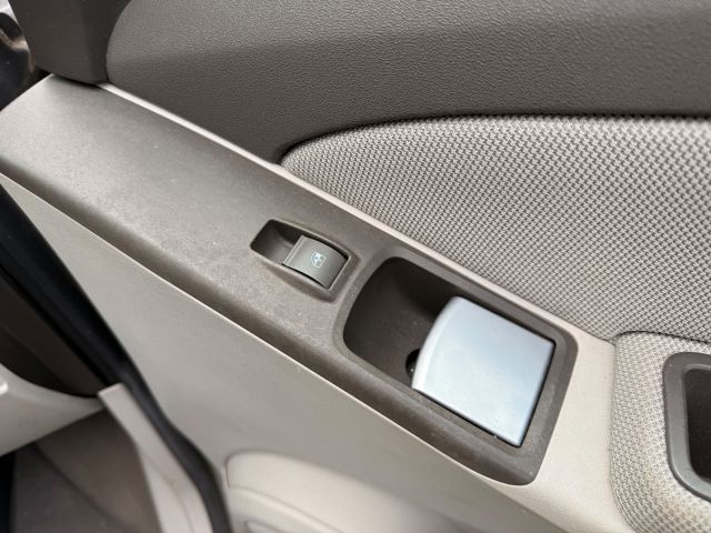 bontott FIAT IDEA Jobb első Ablakemelő Kapcsoló