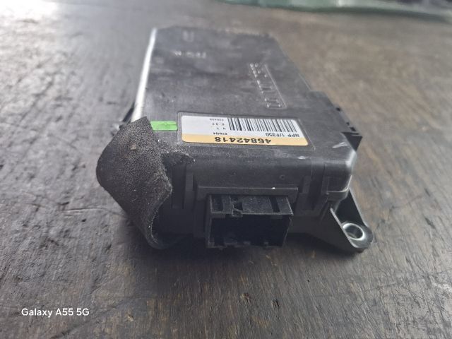 bontott FIAT IDEA Jobb első Ajtó Vezérlőegység