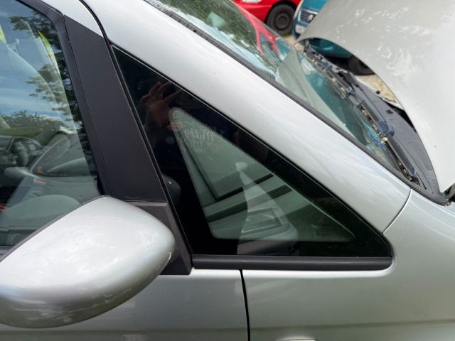 bontott FIAT IDEA Jobb első Fixüveg (Ajtóban)