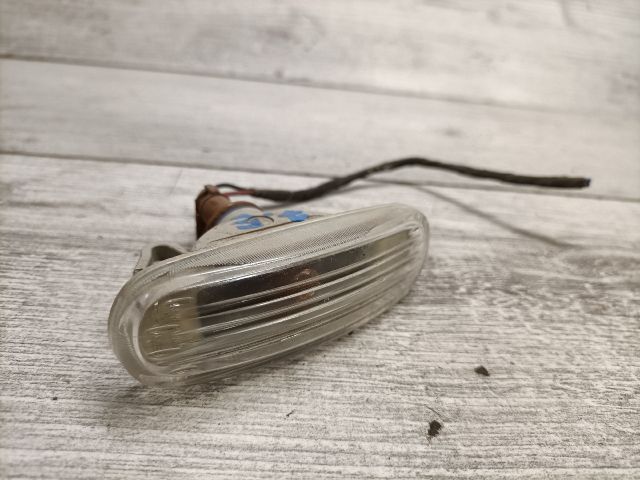 bontott FIAT IDEA Jobb első Sárvédő Irányjelző