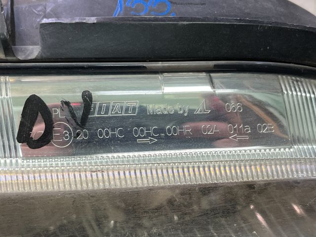 bontott FIAT IDEA Jobb Fényszóró