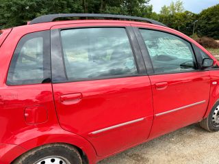 bontott FIAT IDEA Jobb hátsó Ajtó (Üres lemez)