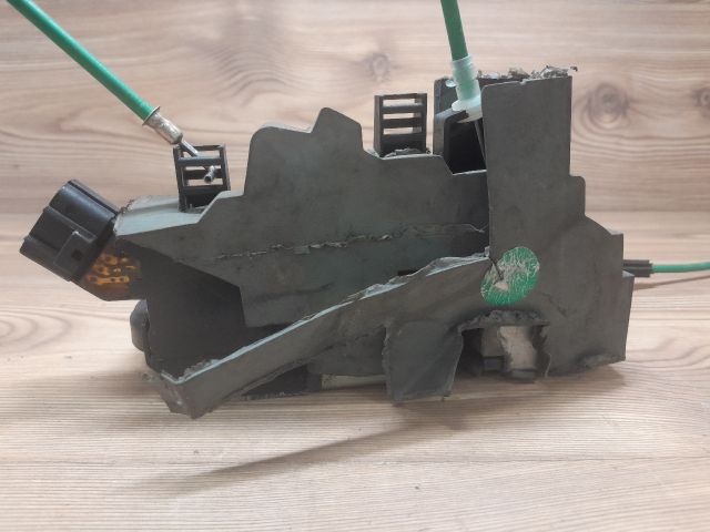 bontott FIAT IDEA Jobb hátsó Ajtózár