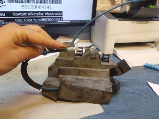 bontott FIAT IDEA Jobb hátsó Ajtózár