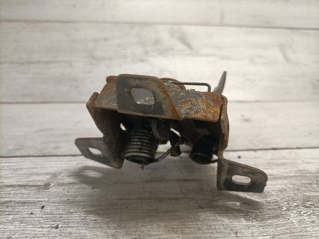 bontott FIAT IDEA Motorháztető Zárszerkezet