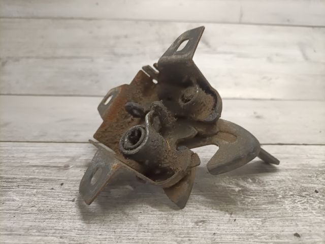 bontott FIAT IDEA Motorháztető Zárszerkezet