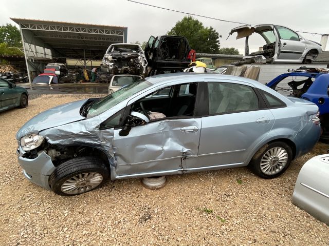 bontott FIAT LINEA Bal első Féknyereg Munkahengerrel