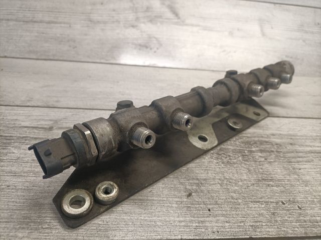 bontott FIAT LINEA Közösnyomócső