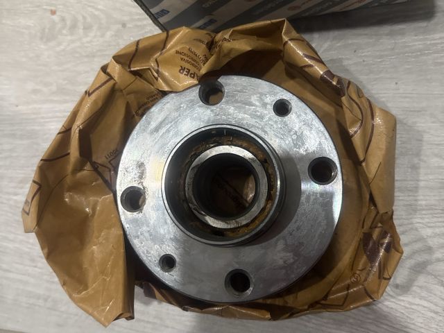 bontott FIAT LINEA Hátsó Kerékagy (Pozíciófüggetlen)