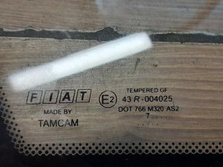 bontott FIAT LINEA Bal C Oszlop Oldalablak Üveg