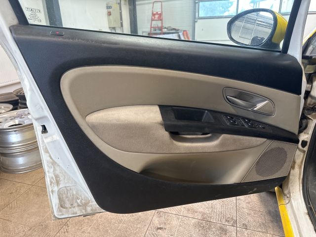 bontott FIAT LINEA Bal első Kapaszkodó (Felső)