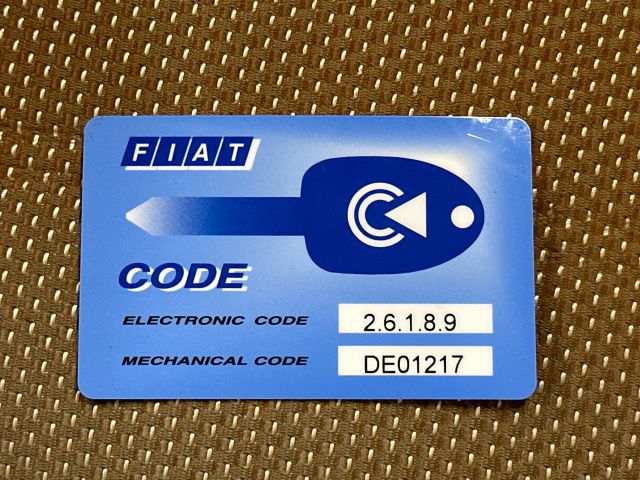 bontott FIAT LINEA Bal első Kapaszkodó (Felső)