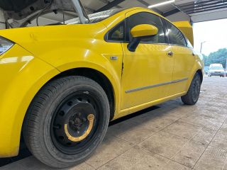 bontott FIAT LINEA Bal hátsó Ablakvezető Gumi