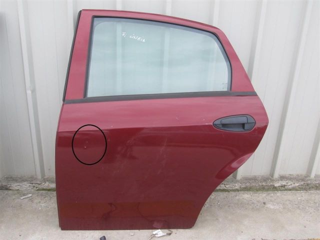 bontott FIAT LINEA Bal hátsó Ajtó (Üres lemez)
