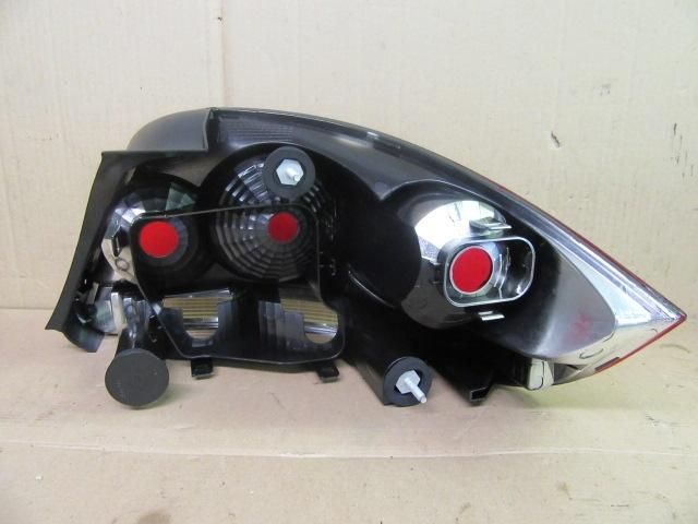 bontott FIAT LINEA Bal Hátsó Lámpa