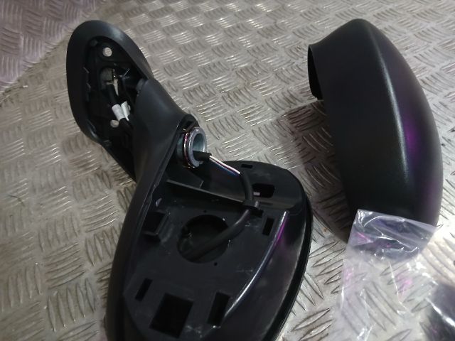 bontott FIAT LINEA Bal Visszapillantó Tükör (Elektromos)