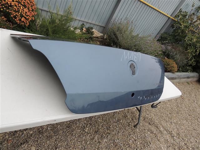 bontott FIAT LINEA Csomagtérajtó (Üres lemez)