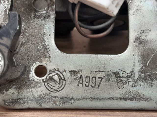 bontott FIAT LINEA Csomagtérajtó Zárszerkezet