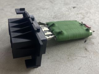 bontott FIAT LINEA Előtét Ellenállás Fűtőmotor