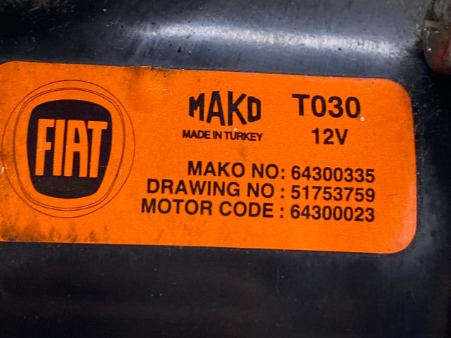 bontott FIAT LINEA Első Ablaktörlő Szerkezet Motorral