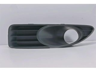 bontott FIAT LINEA Első Lökhárító Bal Díszrács