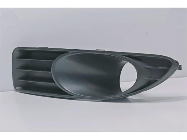 bontott FIAT LINEA Első Lökhárító Bal Díszrács