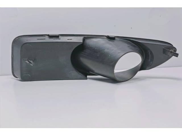 bontott FIAT LINEA Első Lökhárító Jobb Díszrács