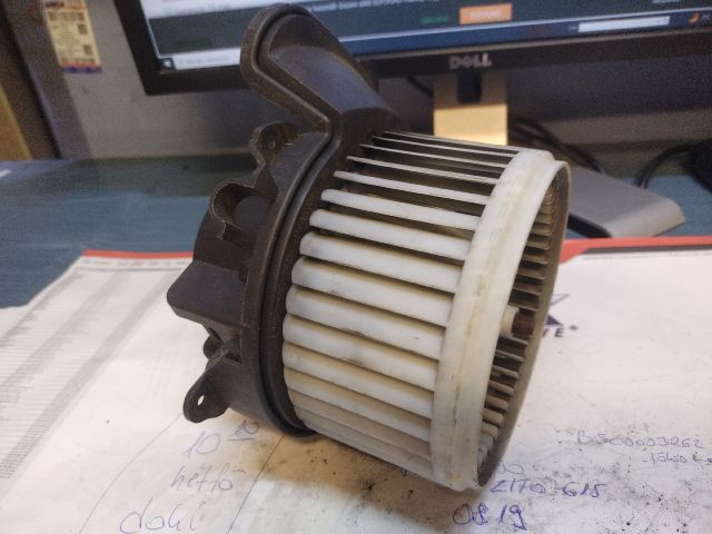 bontott FIAT LINEA Fűtőmotor (Klímás)