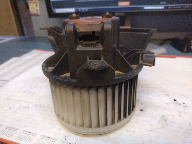 bontott FIAT LINEA Fűtőmotor (Klímás)