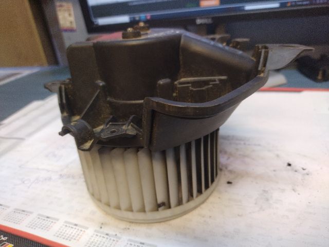 bontott FIAT LINEA Fűtőmotor (Klímás)